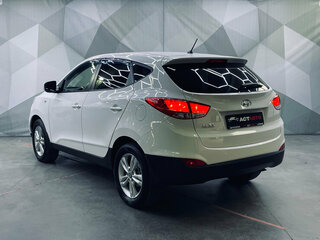 2014 Hyundai ix35 I Рестайлинг, белый, 1255000 рублей, вид 4