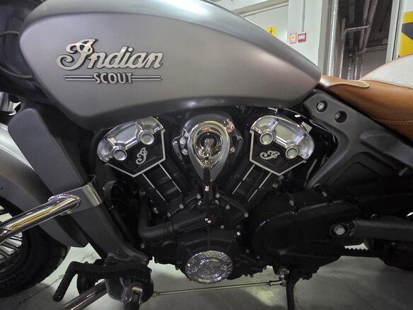 2015 Indian Scout, серый, 2000000 рублей - вид 6