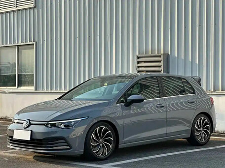 Volkswagen Golf VIII