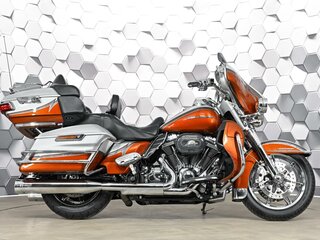 2014 Harley-Davidson Electra Glide, серебристый, 1429000 рублей, вид 3