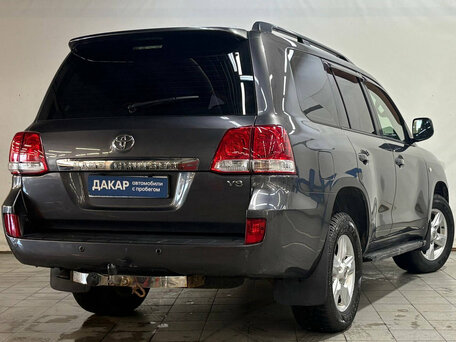 2010 Toyota Land Cruiser 200 Series, серый, 2550000 рублей, вид 4