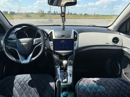 2014 Chevrolet Cruze I Рестайлинг, белый, 900000 рублей, вид 5