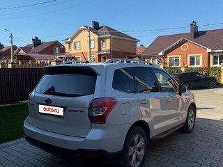 2014 Subaru Forester IV, белый, 1500000 рублей, вид 4