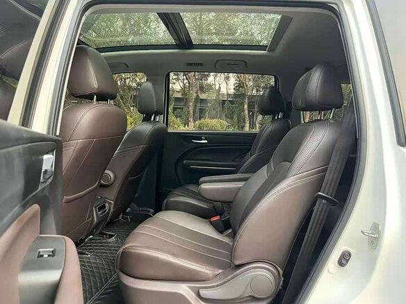 2021 GAC Trumpchi M6, белый, 1860000 рублей - вид 5