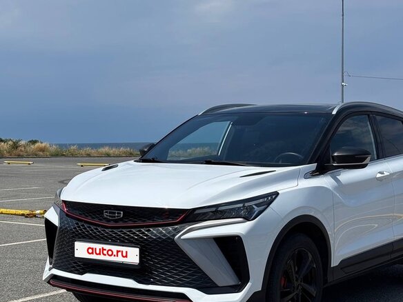 2023 Geely Coolray (Binyue Cool) I Рестайлинг, белый - вид 2