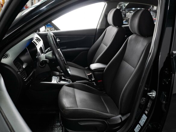 2019 Kia Rio IV, чёрный, 1249000 рублей - вид 9