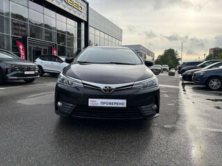 2018 Toyota Corolla XI (E160, E170, E180) Рестайлинг 1, чёрный, 1332500 рублей, вид 3