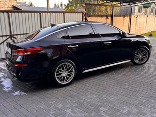 2018 Kia Optima IV Рестайлинг, чёрный, 2550000 рублей, вид 2