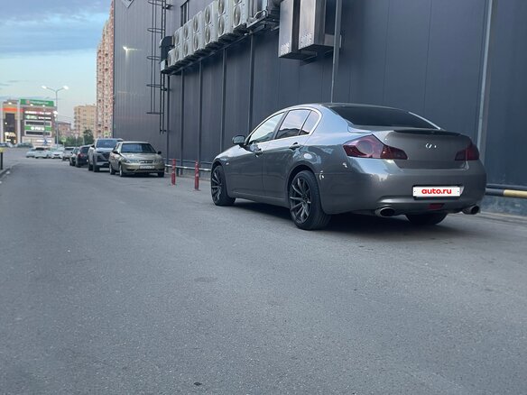 2007 Infiniti G35 IV, серый, 1100000 рублей - вид 4