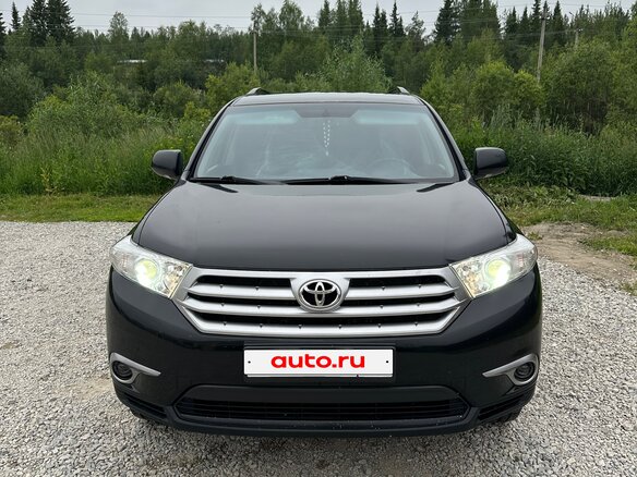 2013 Toyota Highlander II (XU40) Рестайлинг, чёрный, 1790000 рублей - вид 1