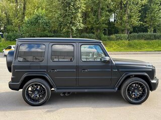 2026 Mercedes-Benz G-Класс AMG 63 AMG II (W465) Рестайлинг, чёрный, 32999900 рублей, вид 4