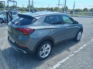 2021 Buick Encore GX I, серый, 1850000 рублей, вид 2
