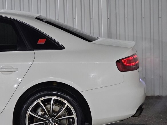 2010 Audi A4 IV (B8), белый, 1100000 рублей - вид 5