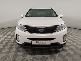 2019 Kia Sorento II Рестайлинг, белый, 2279000 рублей, вид 2