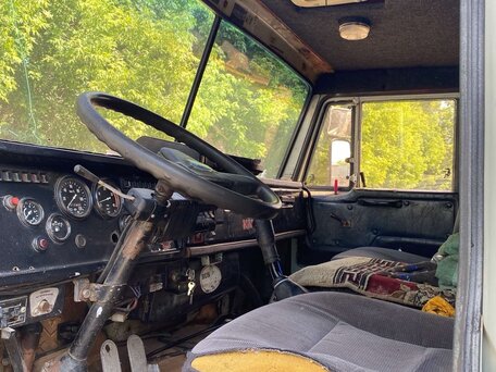1989 КамАЗ 53228, серебристый, 380000 рублей, вид 4