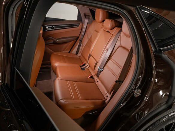 2020 Porsche Cayenne GTS Coupé III, коричневый, 12300000 рублей - вид 25