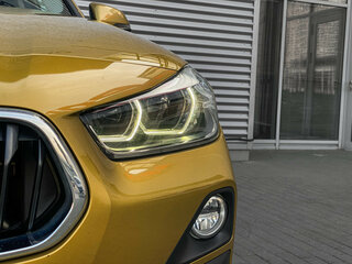 2019 BMW X2 xDrive18d I (F39), золотистый, 3130000 рублей, вид 4