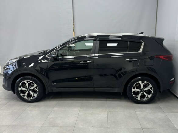 2020 Kia Sportage IV Рестайлинг, чёрный, 2390000 рублей - вид 7