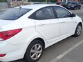 2013 Hyundai Solaris I, белый, 950000 рублей - вид 3