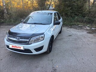 2015 Lada (ВАЗ) Granta I, белый, 260000 рублей, вид 2