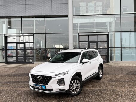 2018 Hyundai Santa Fe IV, белый, 2485000 рублей, вид 1