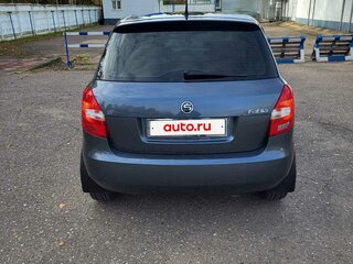 2013 Skoda Fabia II Рестайлинг, серый, 550000 рублей, вид 3