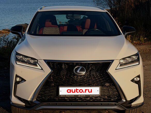 2018 Lexus RX 300 IV, белый, 4590000 рублей - вид 1