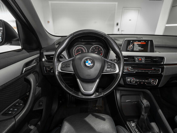 2015 BMW X1 18d xDrive II (F48), серый, 2195000 рублей - вид 9
