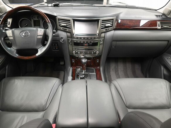 2008 Lexus LX 570 III, чёрный - вид 7