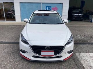 2019 Mazda Axela III Рестайлинг, белый, 1107000 рублей, вид 2