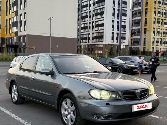 2004 Nissan Maxima V (A33), серый, 330000 рублей - вид 2