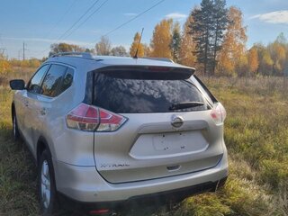2015 Nissan X-Trail III, серебристый, 1350000 рублей, вид 2