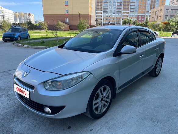 2010 Renault Fluence I, серебристый, 530000 рублей