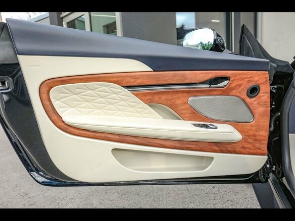 2025 Aston Martin DB12, синий, 36500000 рублей - вид 12