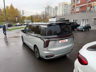 2022 Hongqi HQ9, серебристый, 5000000 рублей, вид 4