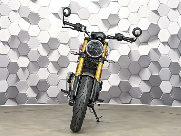 2026 Triumph Speed 400, красный, 655000 рублей - вид 4