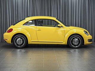 2013 Volkswagen Beetle II (A5), жёлтый, 1399000 рублей, вид 5