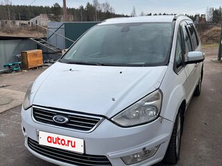 2012 Ford Galaxy II Рестайлинг, белый, 500000 рублей, вид 4