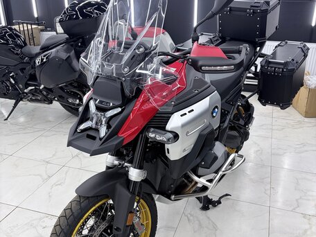 2025 BMW R 1300 GS Adventure, красный, 2449000 рублей, вид 4