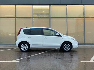 2012 Nissan Note I Рестайлинг, белый, 486000 рублей, вид 3