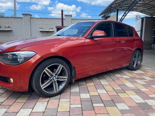 2012 BMW 1 серии 116i II (F20/F21), оранжевый, 990000 рублей, вид 1