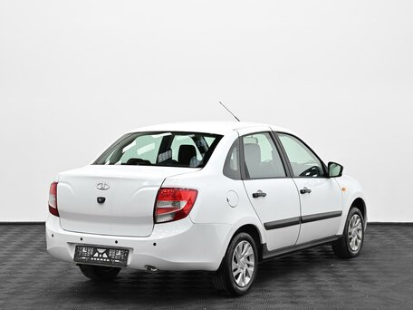2016 Lada (ВАЗ) Granta I, белый, 599000 рублей, вид 2