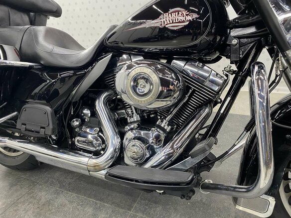 2009 Harley-Davidson Electra Glide, чёрный, 690000 рублей - вид 16