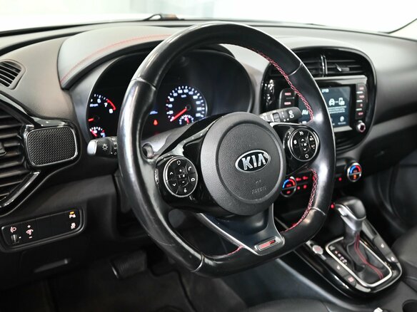 2020 Kia Soul III, белый - вид 13
