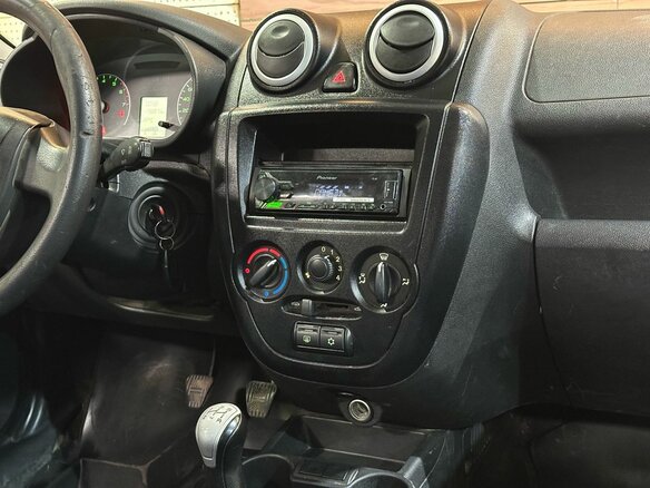 2017 Lada (ВАЗ) Granta I, серый, 425000 рублей - вид 9