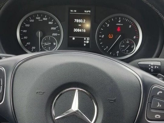 2020 Mercedes-Benz Vito 119 CDI L2 III (W447) Рестайлинг, белый, 4900000 рублей - вид 10