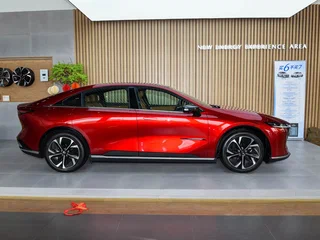 2026 Mazda EZ-6 18.9 kWh, красный, 3490000 рублей, вид 4