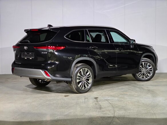 2026 Toyota Highlander IV (XU70), чёрный - вид 17