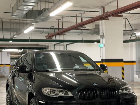 2013 BMW X6 M I (E71) Рестайлинг, чёрный, 2200000 рублей - вид 4