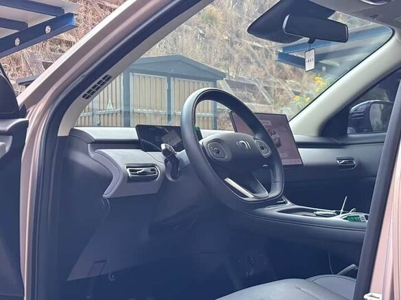 2026 Changan Qiyuan Q05 51.9 kWh II, бежевый, 2390000 рублей - вид 12